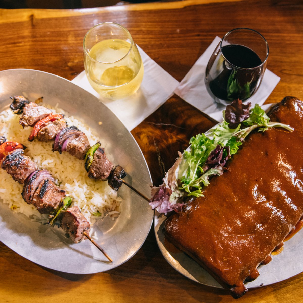 Things To Do https://heavenscabins.icnd-cdn.com/images/thingstodo/3jimmys.jpg