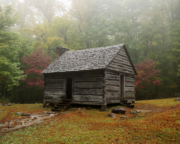 Things To Do https://heavenscabins.icnd-cdn.com/images/thingstodo/Roaring-Fork.jpg