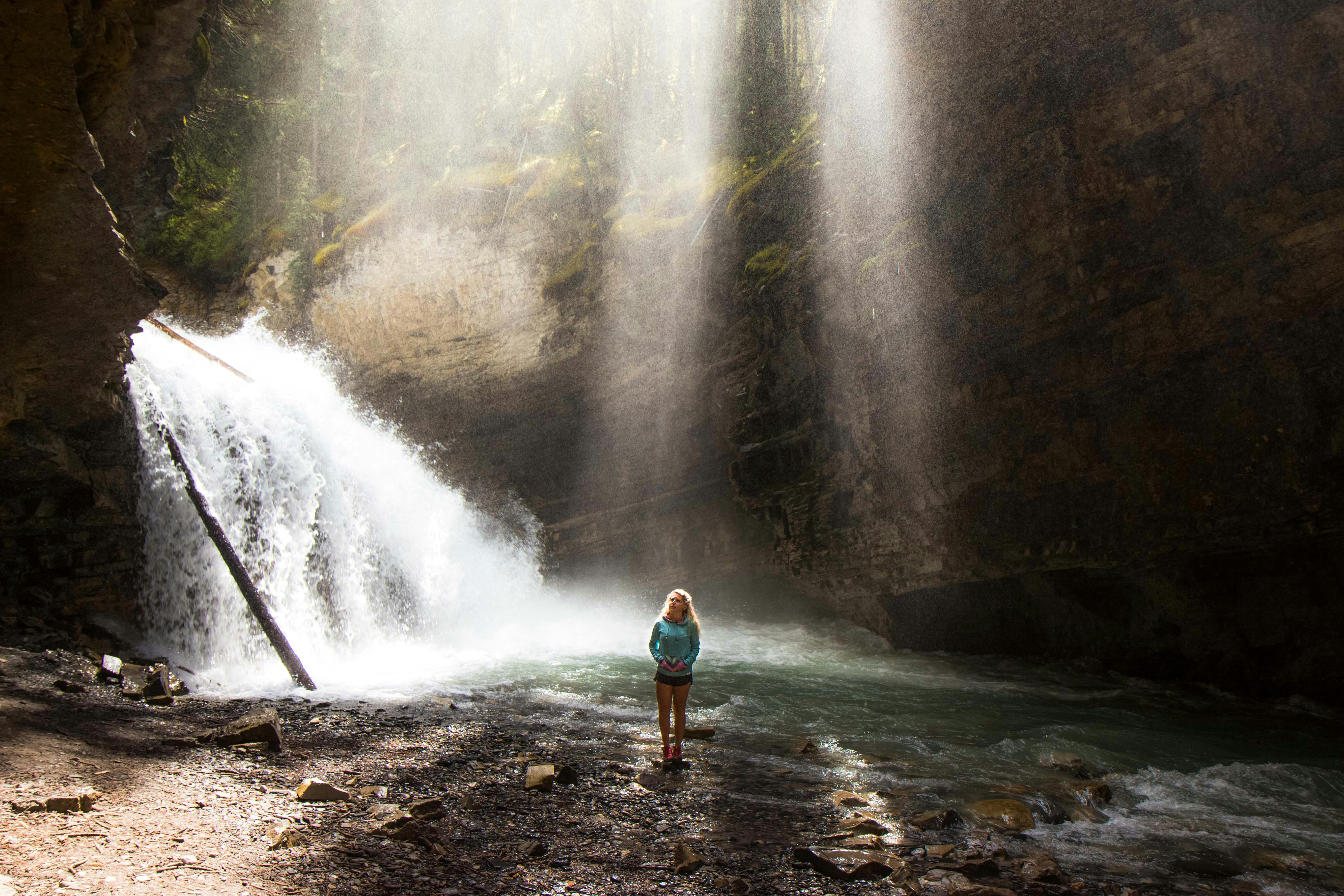 Things To Do https://heavenscabins.icnd-cdn.com/images/thingstodo/kalen-emsley-4mHZqgoZQu8-unsplash.jpg